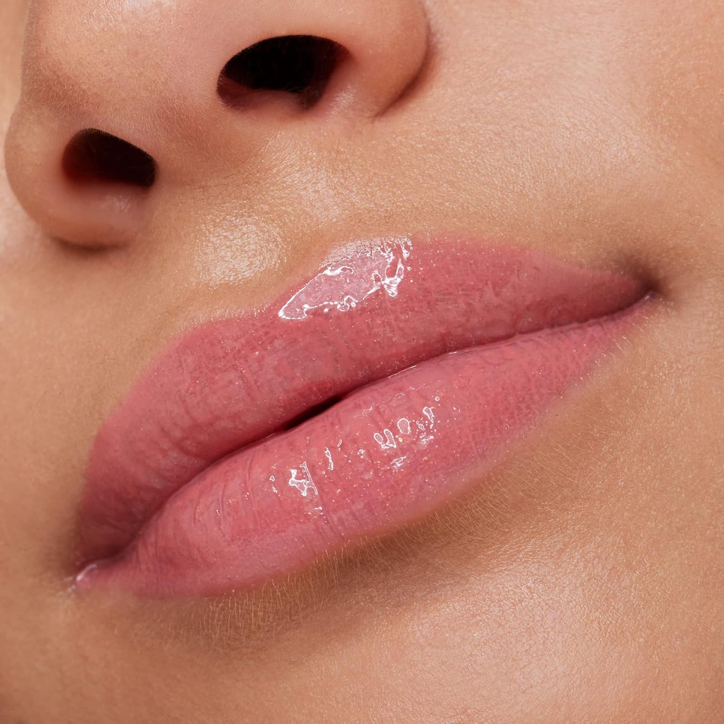 Essence | What the Fake! Plumping Lip Filler | Volumizing Lip Gloss Made with Hyaluronic Acid and Vitamin E | Vegan & Cruelty Free, Gluten Free | Free from Fragrance & Parabens (02 | Oh My Nude!)